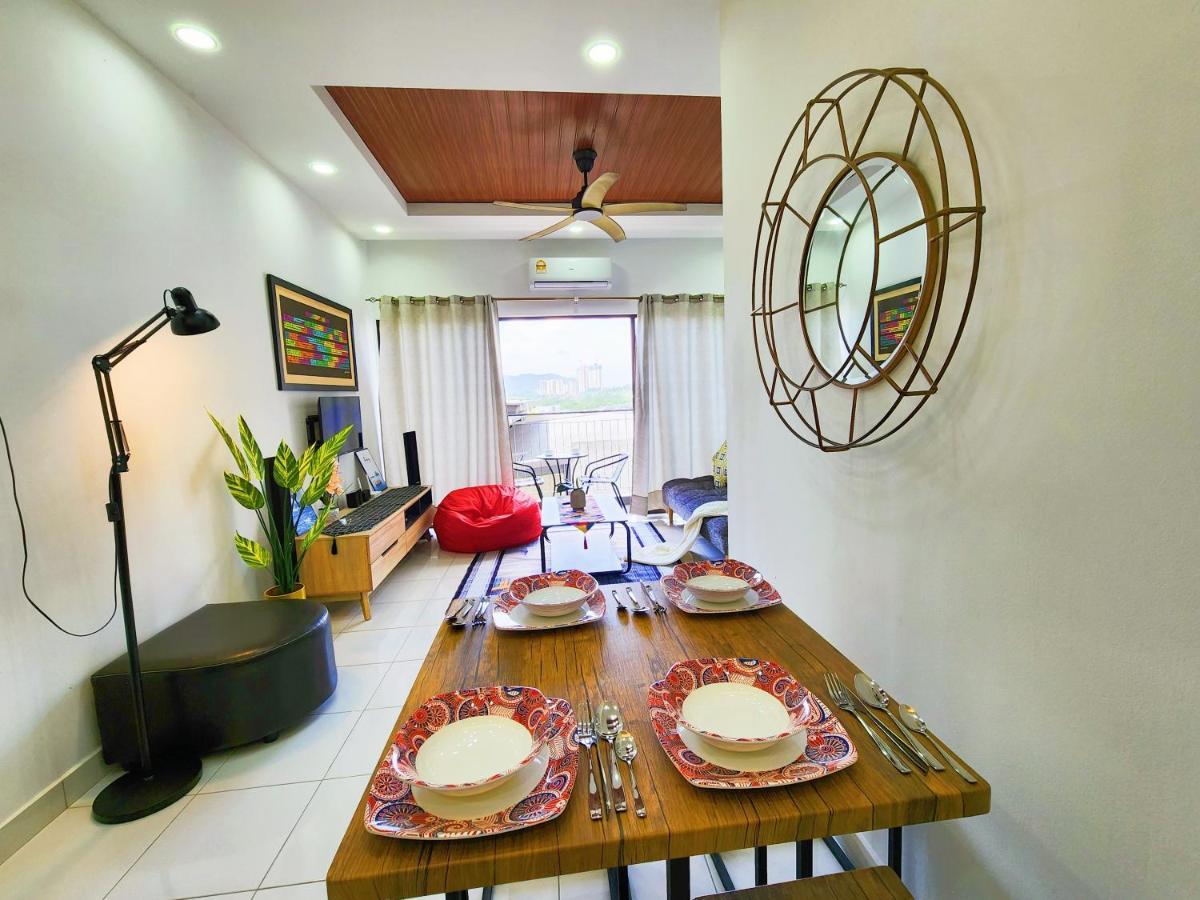 Klia Lili Residensi 5 Plus 2 Pax With Splendid Pool Nilai Bagian luar foto